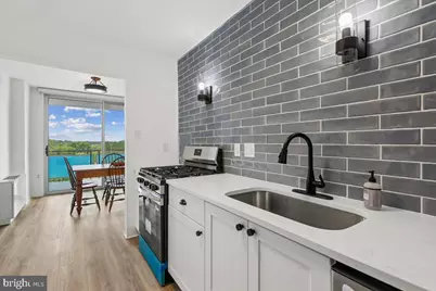 10500 Rockville Pike #1327, North Bethesda, MD 20852 - Photo 13