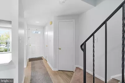 20204 Ravensdale Court, Gaithersburg, MD 20886 - Photo 3