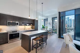 4710 Elm St, Bethesda, MD 20814 - Photo 3