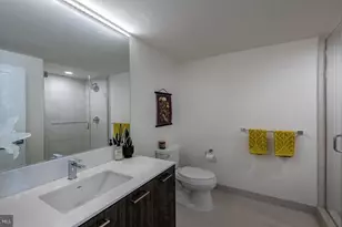 4710 Elm St, Bethesda, MD 20814 - Photo 19