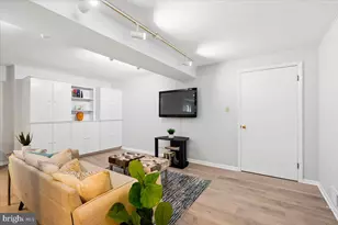 6500 Pyle Rd, Bethesda, MD 20817 - Photo 31