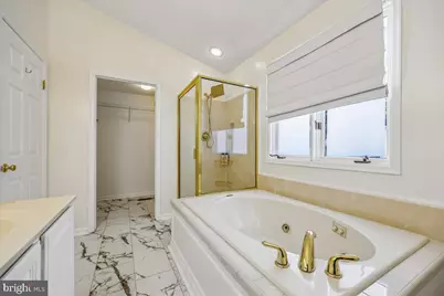 20928 Scottsbury Drive, Germantown, MD 20876 - Photo 11