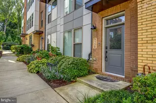 5138 Longstone Way, North Bethesda, MD 20852 - Photo 3