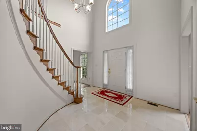 21800 Churchill Downs Court, Laytonsville, MD 20882 - Photo 9