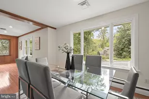 39 Wellesley Cir, Glen Echo, MD 20812 - Photo 5