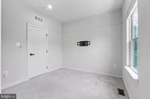 9826 Posterity Ln, Montgomery Village, MD 20886 - Photo 29