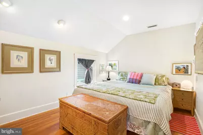 7047 Eastern Avenue, Takoma Park, MD 20912 - Photo 17