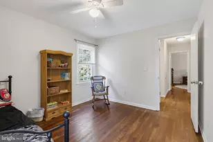 28720 Greenberry Dr, Gaithersburg, MD 20882 - Photo 27
