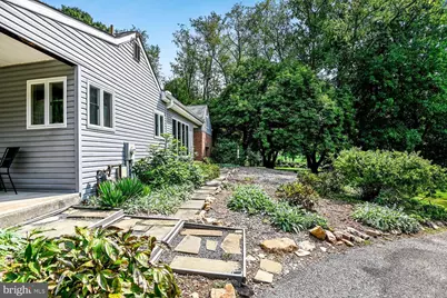 18 Watergate Court, Silver Spring, MD 20905 - Photo 7