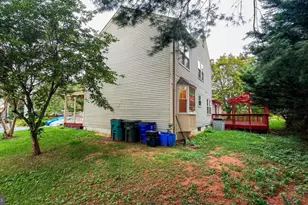 18441 Cape Jasmine Way, Gaithersburg, MD 20879 - Photo 3