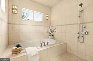 5601 Vernon Pl, Bethesda, MD 20817 - Photo 23