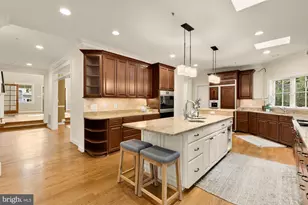 5601 Vernon Pl, Bethesda, MD 20817 - Photo 7