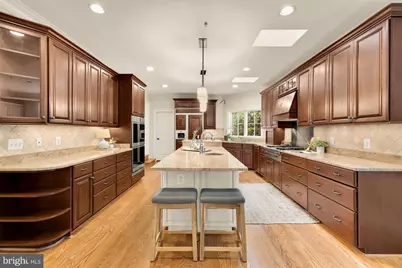 5601 Vernon Place, Bethesda, MD 20817 - Photo 5