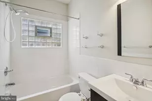101 Charles St, Rockville, MD 20850 - Photo 15