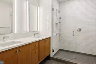 10511 Strathmore Hall St, North Bethesda, MD 20852 - Photo 13