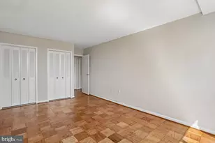 10401 Grosvenor Pl, Rockville, MD 20852 - Photo 33