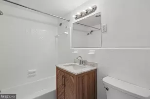 10401 Grosvenor Pl, Rockville, MD 20852 - Photo 35