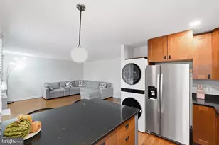 2316 Colston Dr, Silver Spring, MD 20910 - Photo 9