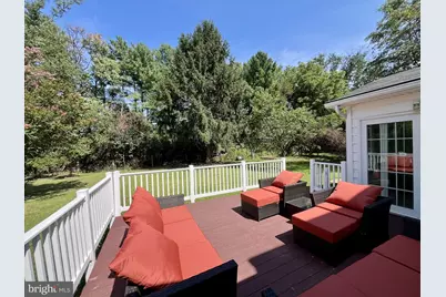 13 Pitt Court, Rockville, MD 20850 - Photo 5