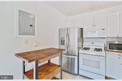 95 E Wayne Avenue #209, Silver Spring, MD 20901 - Photo 9