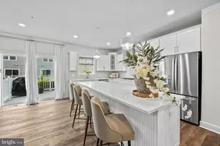 122 Dickenson Dr, Gaithersburg, MD 20878 - Photo 9
