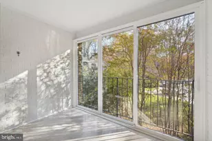 10855 Deborah Dr, Potomac, MD 20854 - Photo 5