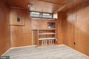 10855 Deborah Dr, Potomac, MD 20854 - Photo 15