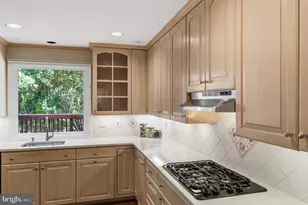 12035 Montrose Village Terrace, North Bethesda, MD 20852 - Photo 15