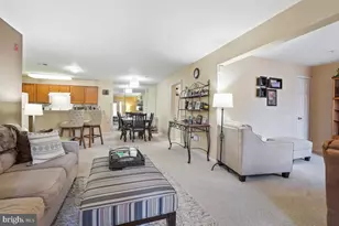 18801 Sparkling Water Dr, Gaithersburg, MD 20879 - Photo 19
