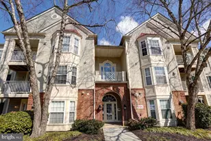 18801 Sparkling Water Dr, Gaithersburg, MD 20879 - Photo 1