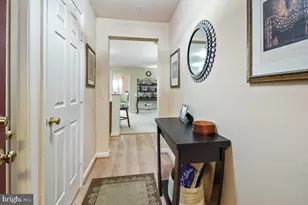 18801 Sparkling Water Dr, Gaithersburg, MD 20879 - Photo 9