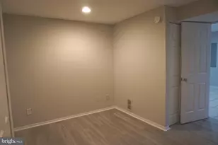 19 Shady Spring Pl, Gaithersburg, MD 20877 - Photo 11