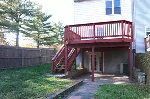 19 Shady Spring Pl, Gaithersburg, MD 20877 - Photo 3