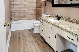 2205 Blue Valley Dr, Silver Spring, MD 20904 - Photo 9