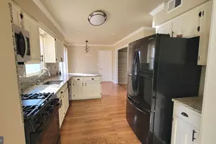 2205 Blue Valley Dr, Silver Spring, MD 20904 - Photo 7