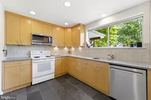 11408 Gilsan St, Silver Spring, MD 20902 - Photo 9