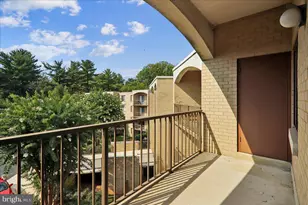 7425 Democracy Blvd, Bethesda, MD 20817 - Photo 11