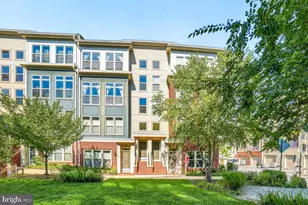 121 Copley Cir, Gaithersburg, MD 20878 - Photo 1