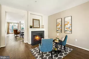 121 Copley Cir, Gaithersburg, MD 20878 - Photo 13