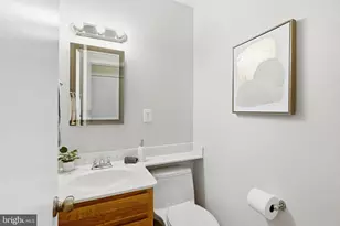 10804 Deborah Dr, Potomac, MD 20854 - Photo 17