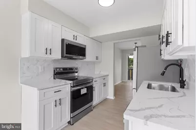 9110 Bobwhite Circle, Gaithersburg, MD 20879 - Photo 19