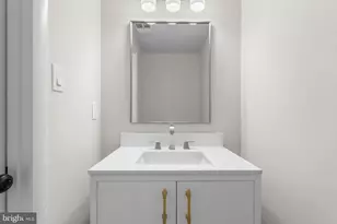 9110 Bobwhite Cir, Gaithersburg, MD 20879 - Photo 23
