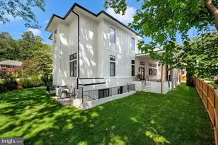 6116 Eastview St, Bethesda, MD 20817 - Photo 41