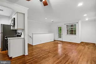 10707 Hampton Mill Terrace, Rockville, MD 20852 - Photo 11