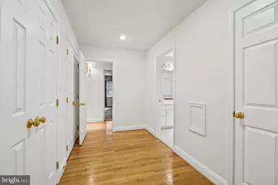 10810 Burbank, Potomac, MD 20854 - Photo 35