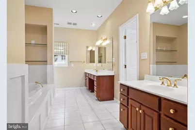 10810 Burbank, Potomac, MD 20854 - Photo 47