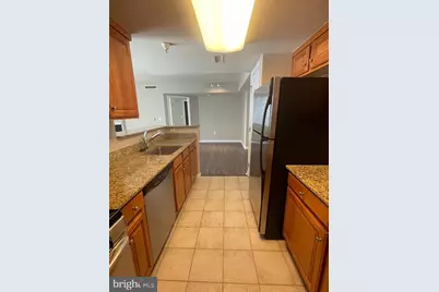 11710 Old Georgetown Road #802, Rockville, MD 20852 - Photo 7