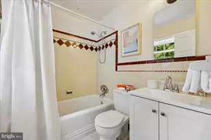 5805 Roosevelt St, Bethesda, MD 20817 - Photo 31