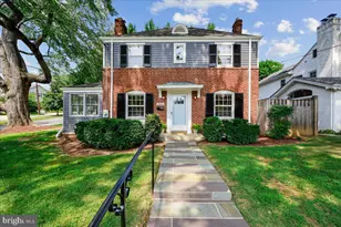 5805 Roosevelt St, Bethesda, MD 20817 - Photo 1