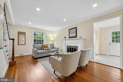 5805 Roosevelt Street, Bethesda, MD 20817 - Photo 7